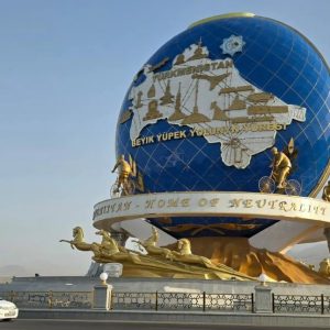 Двухдневный тур из Ашхабада: Куня Ургенч и кратер Дарваза