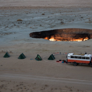 2 дневный тур: Огненная ночь у кратера Дарваза через Шават