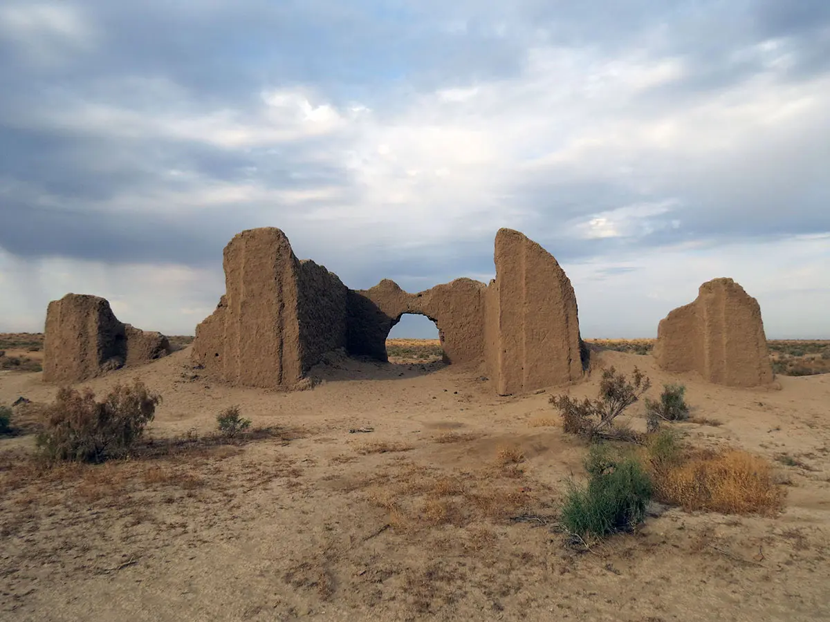 Image 5-Day Turkmenistan Transit Tour from Khiva to Bukhara via Dayahatun 2