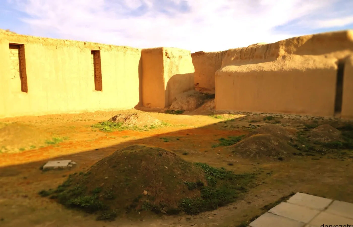 Image 5-Day Turkmenistan Transit Tour from Khiva to Bukhara via Dayahatun 7