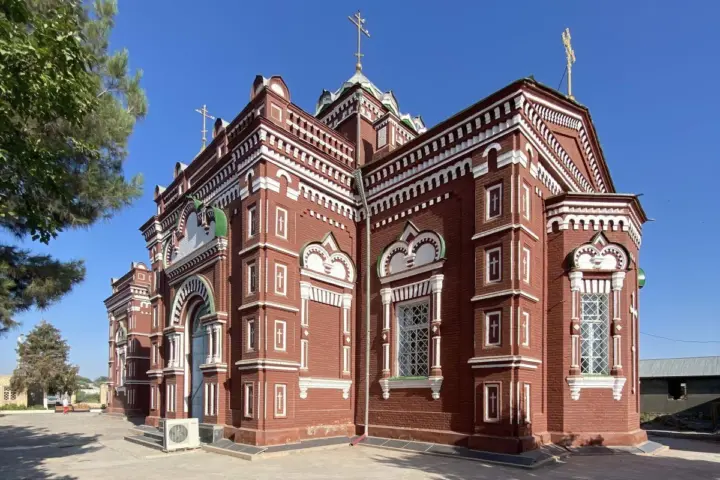 Покровская церковь в Мары